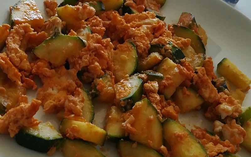 Recette tomates courgettes oeufs rapide facile | Cuisine Etudiant