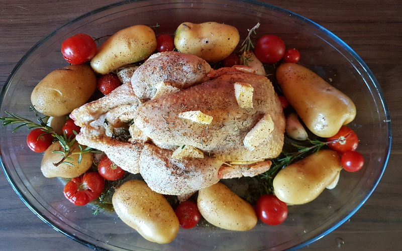 Recette Poulet Rôti, Pomme de Terre, Tomates Confites économique et